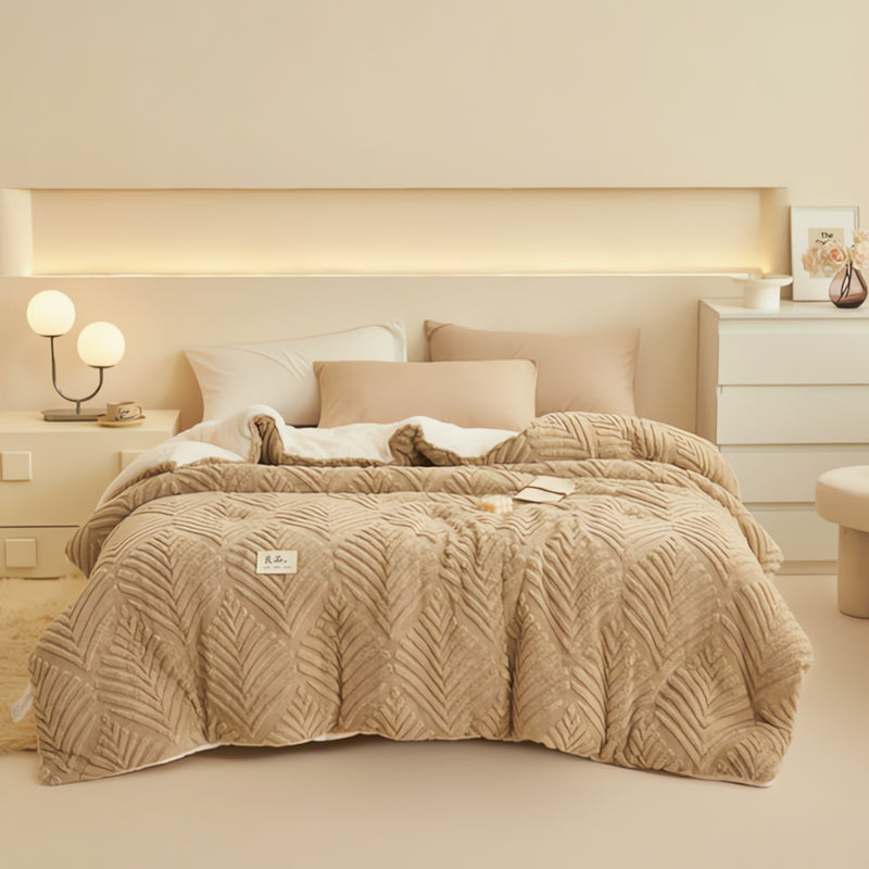 Cressida Deluxe Maple Design Blanket
