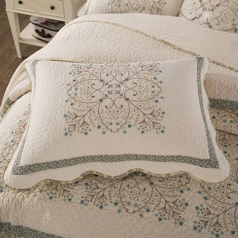 Elegant Embroidered Patchwork Thread Coverlet