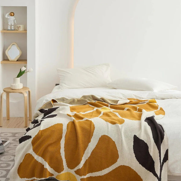 Scandinavian Bold Floral Print Blanket