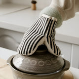 Striped Heat-Resistant Kitchen Mitts