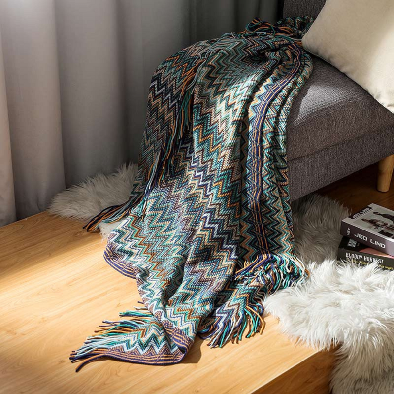 Multicolour Zigzag Tasseled Knit Throw