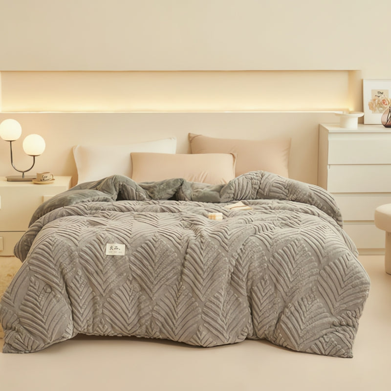 Cressida Deluxe Maple Design Blanket