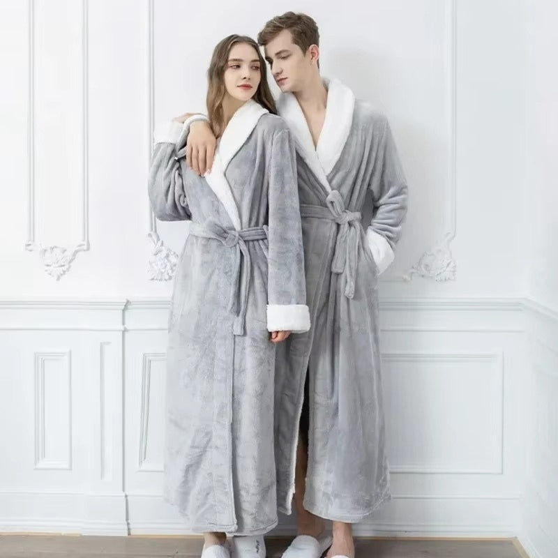 Plush Fleece Contrast Trim Bathrobe
